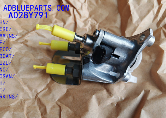 A028Y791 OEM BOSCH DEF DOSING UNIT / UREA NOZZLE / DOSING MODULE  A028Y791 Adblue Iniector Nozzle dosing nozzle for JOHN DEERE CUMMINS DAF IVECO BOBCAT ISUZU HINO DOOSAN CNH CAT PERKINS UD